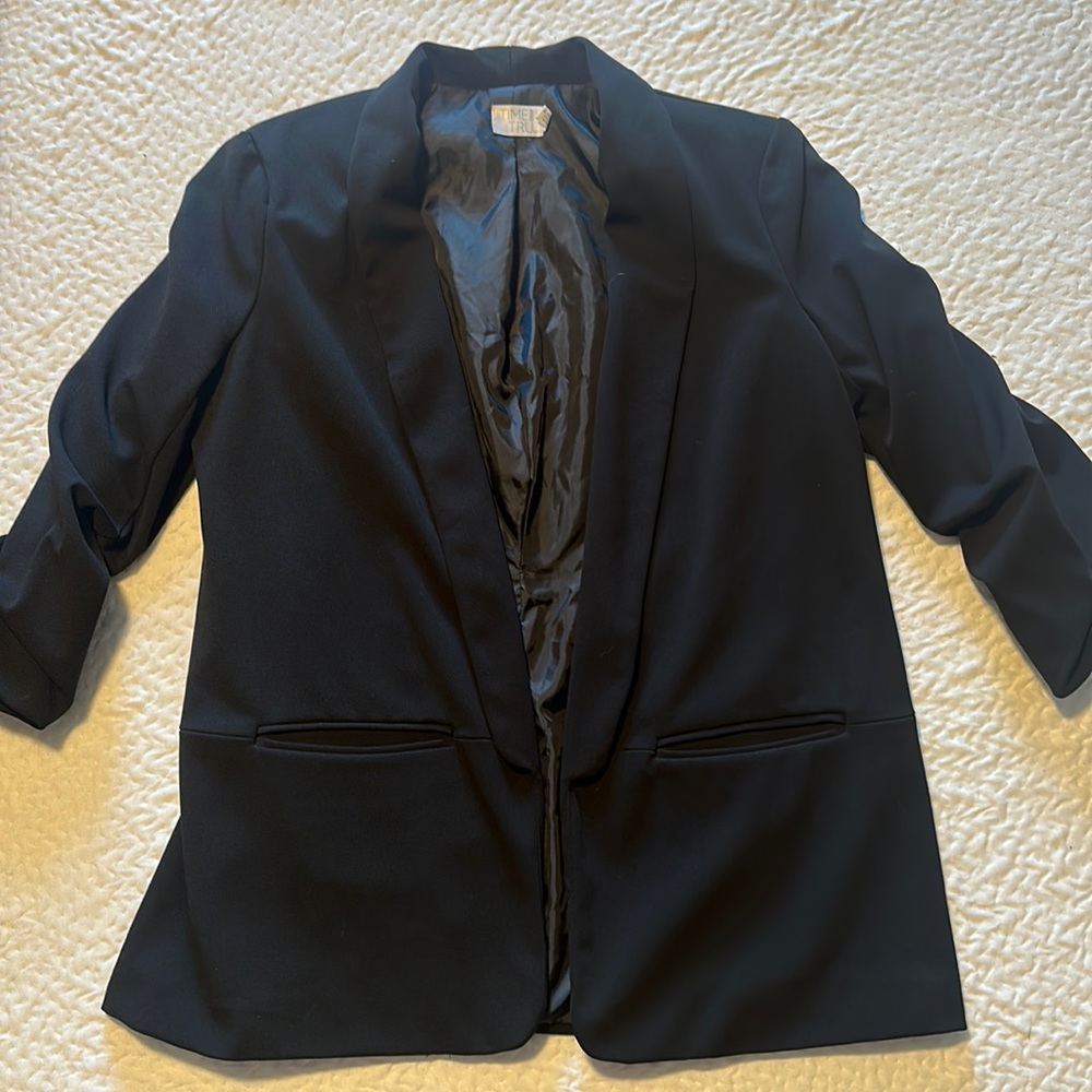 Time and Tru Women’s Blazer.